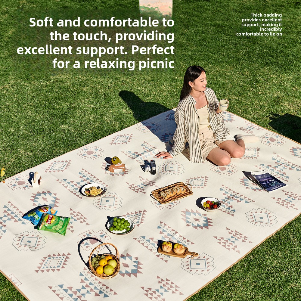두꺼운 소재로 제작되어 방수 및 오염 방지 기능이 뛰어 - Outdoor Camping Rugs 리뷰 및 가격
